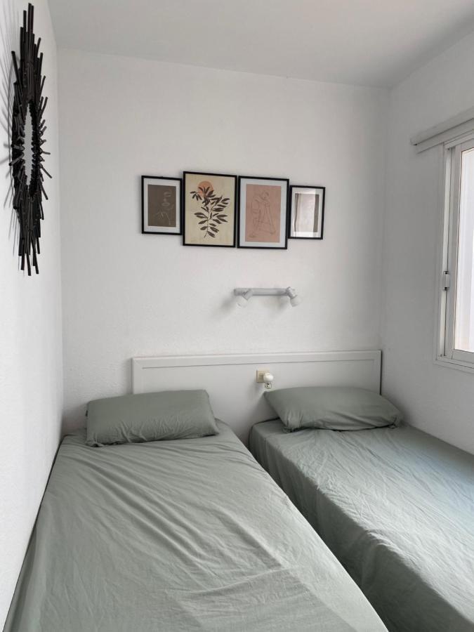 Coves Noves Nice Apartment Of 75 M2 10 Minutes Walk From The Beach Of Arenal D'En Castell Es Mercadal Exterior foto